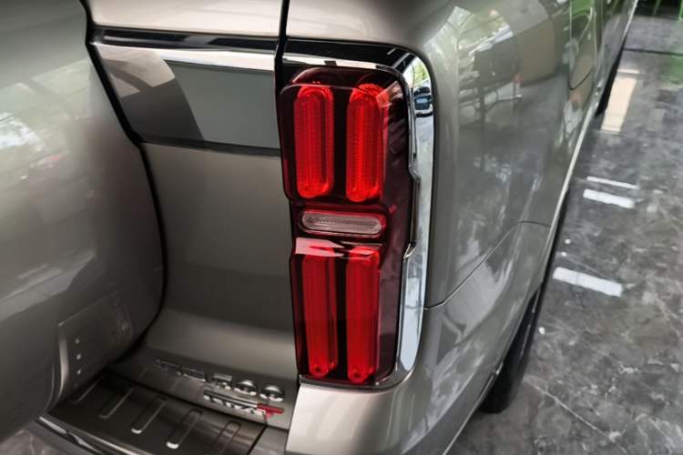 Used Tank 500 New Energy 2024 Hi4-T Right Rear Taillight