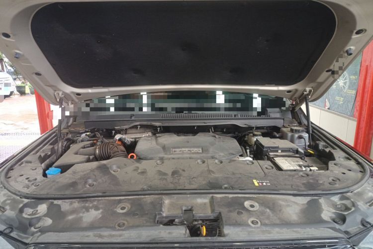 Used Tank 500 New Energy 2024 Hi4-T Engine Bay