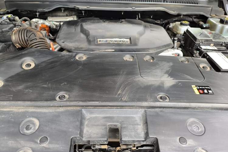 Used Tank 500 New Energy 2024 Hi4-T Engine Bay