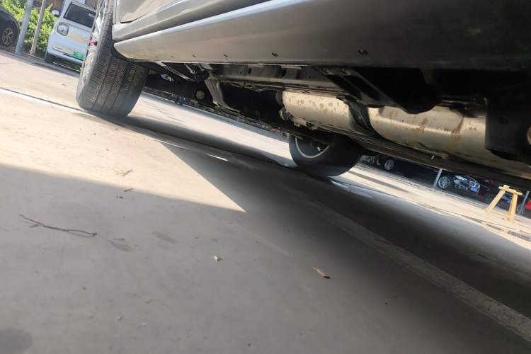 Used Tank 500 New Energy 2024 Hi4-T Left Side Sill