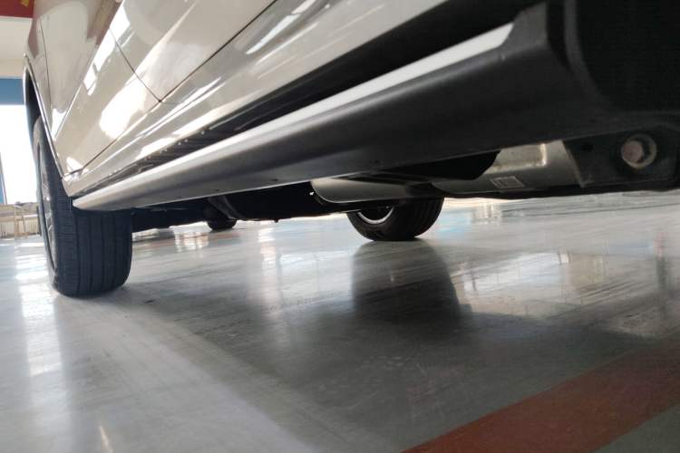 Used Tank 500 New Energy 2024 Hi4-T Left Side Sill