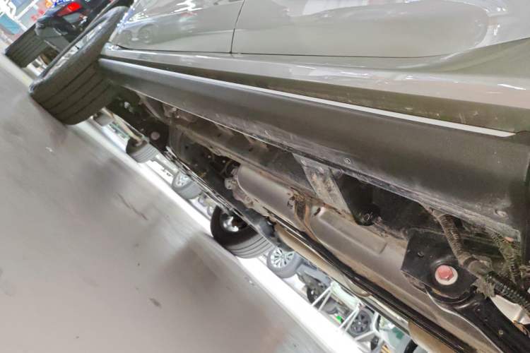 Used Tank 500 New Energy 2024 Hi4-T Left Side Sill