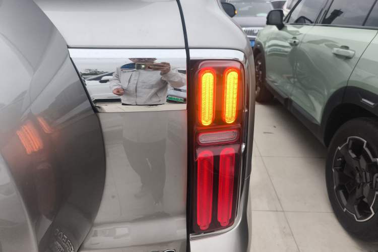 Used Tank 500 New Energy 2024 Hi4-T Right Rear Taillight