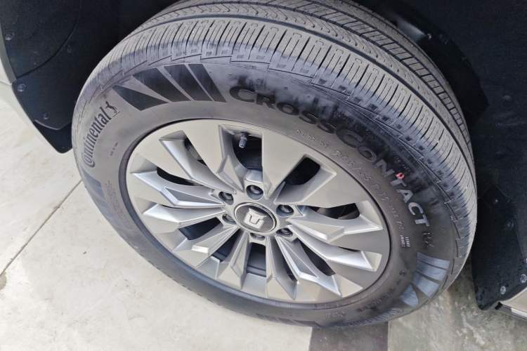 Used Tank 500 New Energy 2024 Hi4-T Right Rear Wheel Hub