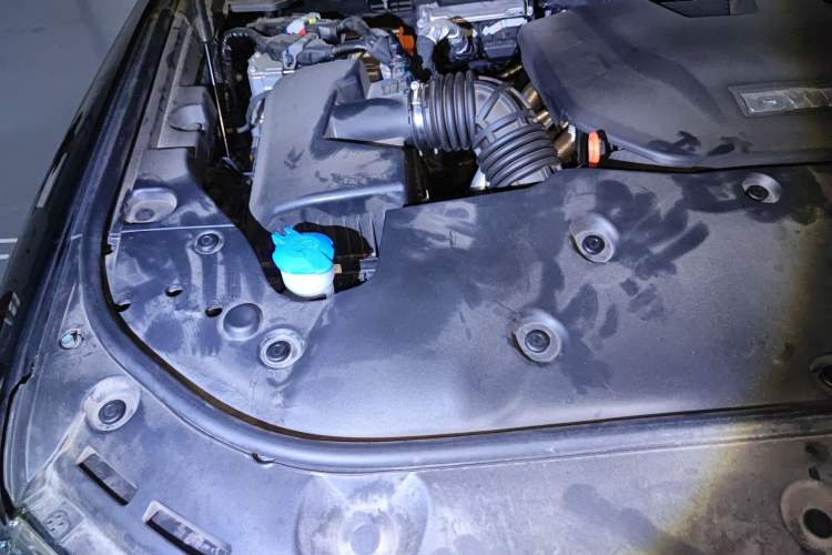 Used Tank 500 New Energy 2024 Hi4-T Engine Bay Right