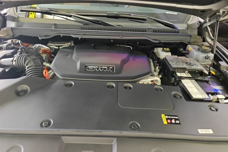 Used Tank 500 New Energy 2024 Hi4-T Engine Bay