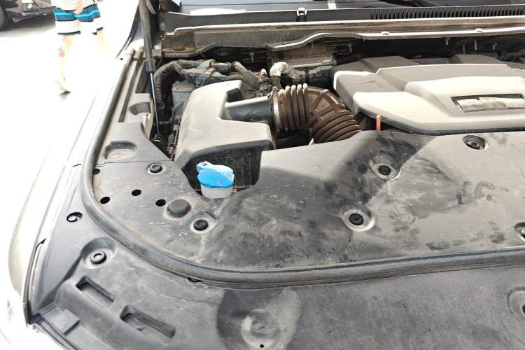 Used Tank 500 New Energy 2024 Hi4-T Engine Bay Right