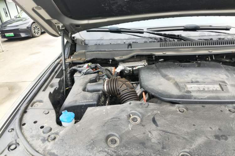 Used Tank 500 New Energy 2024 Hi4-T Engine Bay Right