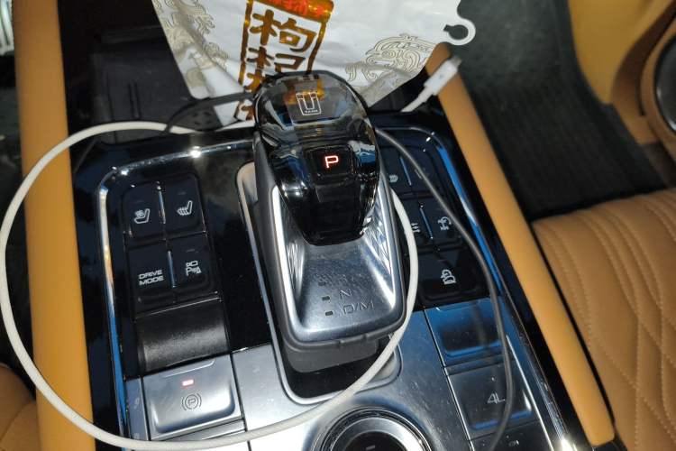 Used Tank 500 New Energy 2024 Hi4-T Gear Lever