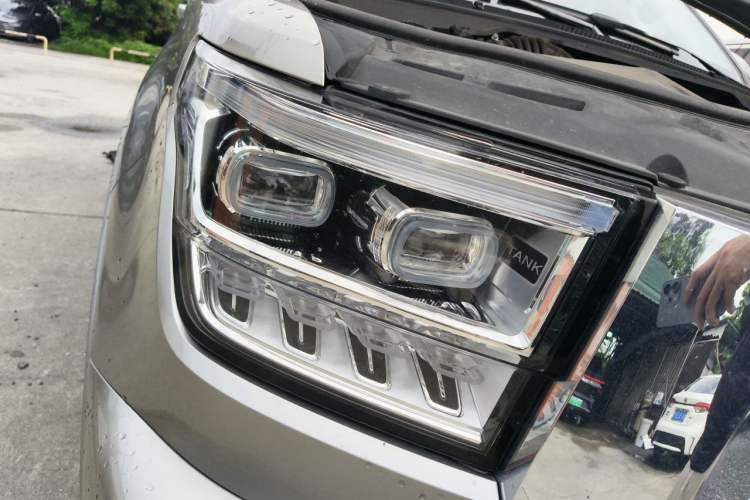 Used Tank 500 New Energy 2024 Hi4-T Right Front Headlight