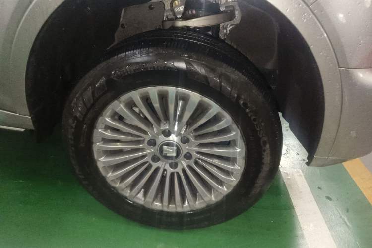 Used Tank 500 New Energy 2024 Hi4-T Right Front Wheel Hub