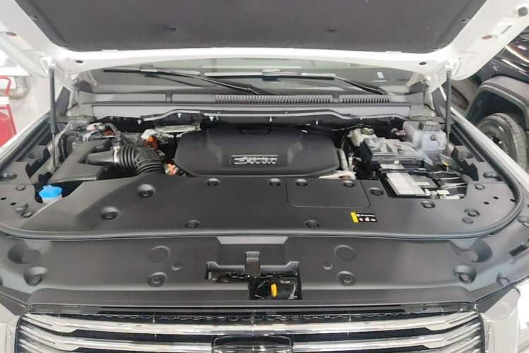 Used Tank 500 New Energy 2024 Hi4-T Engine Bay