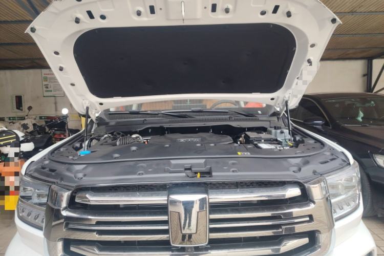 Used Tank 500 New Energy 2024 Hi4-T Engine Bay