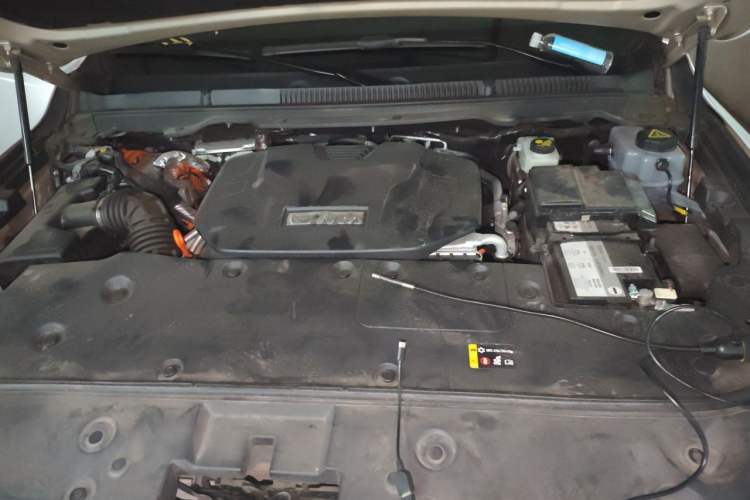 Used Tank 500 New Energy 2024 Hi4-T Engine Bay