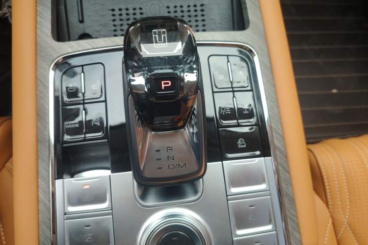 Used Tank 500 New Energy 2024 Hi4-T Gear Lever