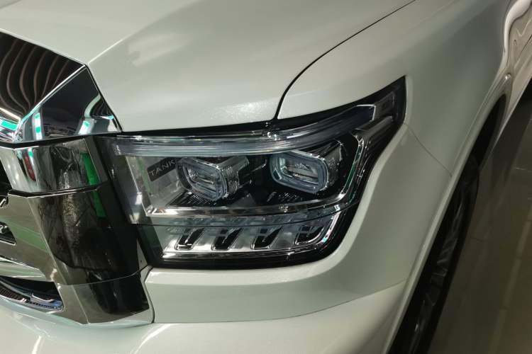Used Tank 500 New Energy 2024 Hi4-T Left Front Headlight