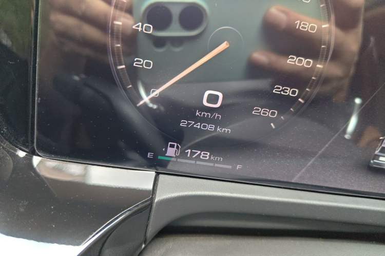 Used Tank 500 New Energy 2024 Hi4-T Odometer Close Up