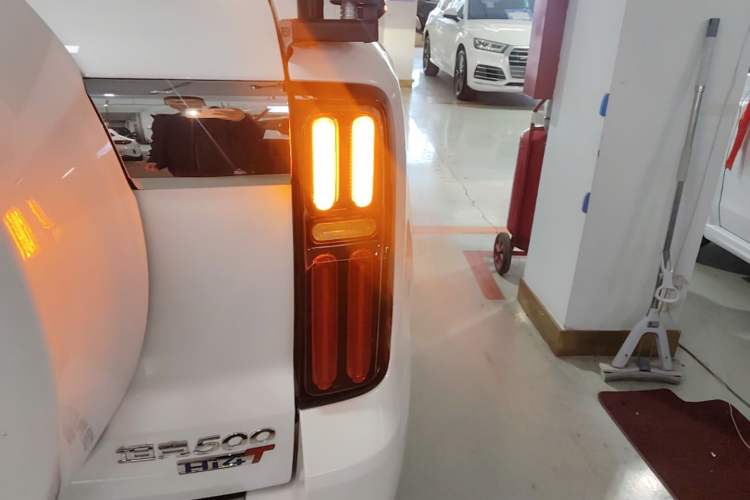 Used Tank 500 New Energy 2024 Hi4-T Right Rear Taillight