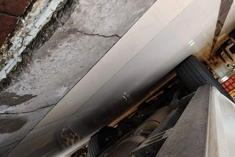 Used Tank 500 New Energy 2024 Hi4-T Right Side Sill