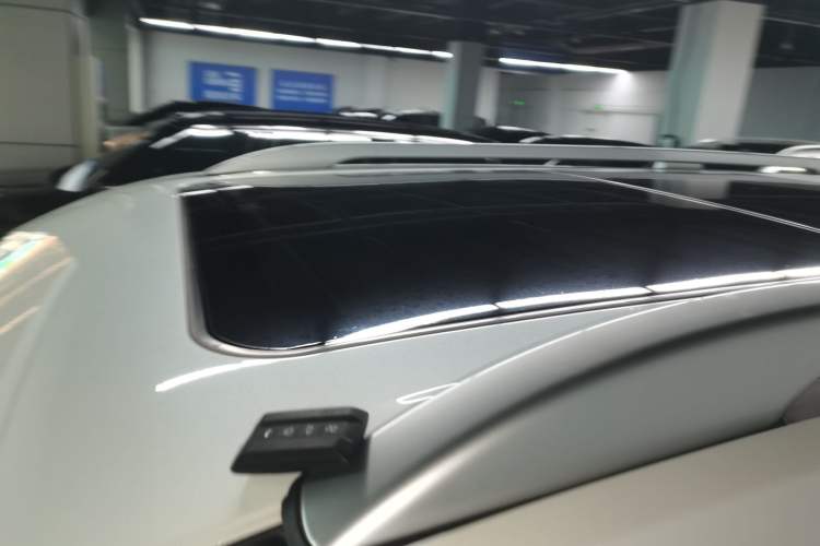 Used Tank 500 New Energy 2024 Hi4-T Roof