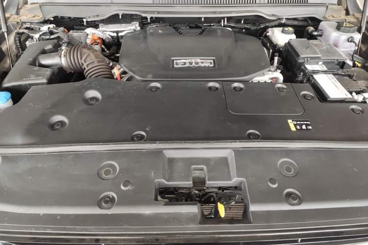 Used Tank 500 New Energy 2024 Hi4-T Engine Bay