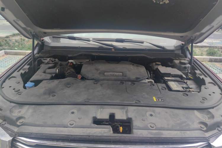 Used Tank 500 New Energy 2024 Hi4-T Engine Bay
