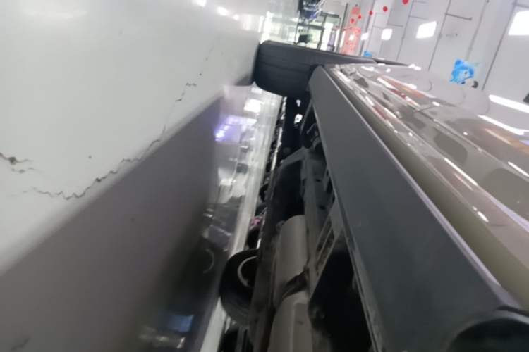 Used Tank 500 New Energy 2024 Hi4-T Left Side Sill