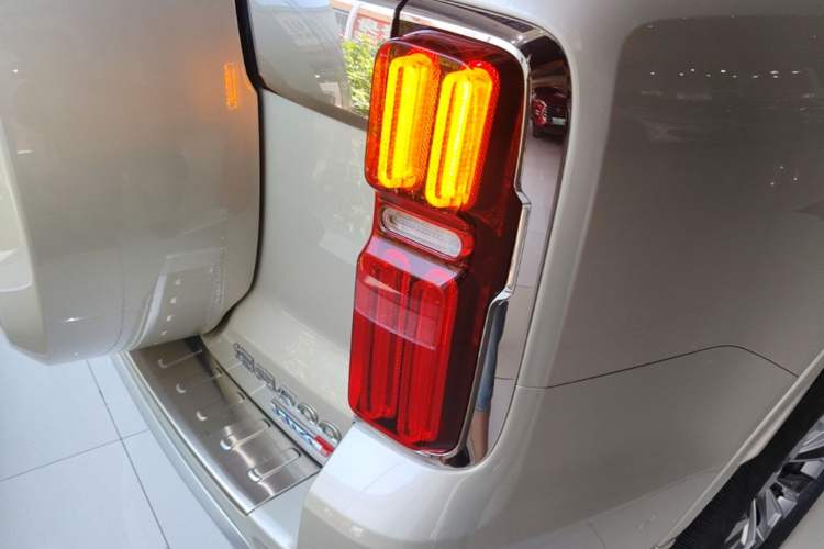 Used Tank 500 New Energy 2024 Hi4-T Right Rear Taillight