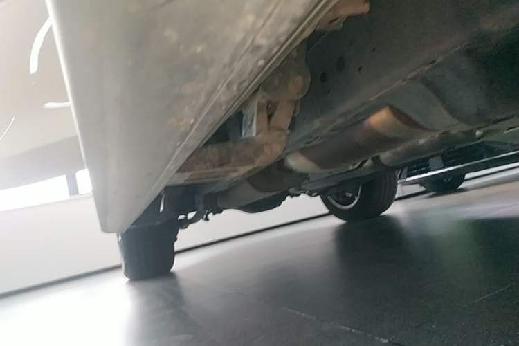 Used Tank 500 New Energy 2024 Hi4-T Right Side Sill