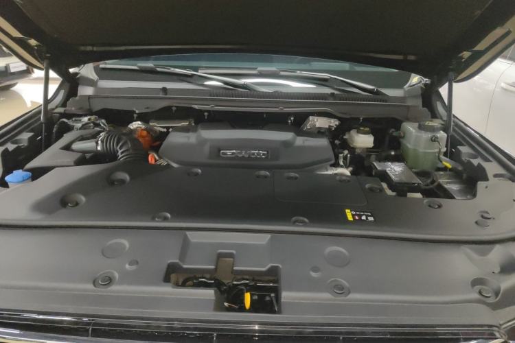 Used Tank 500 New Energy 2025 Hi4-Z Engine Bay