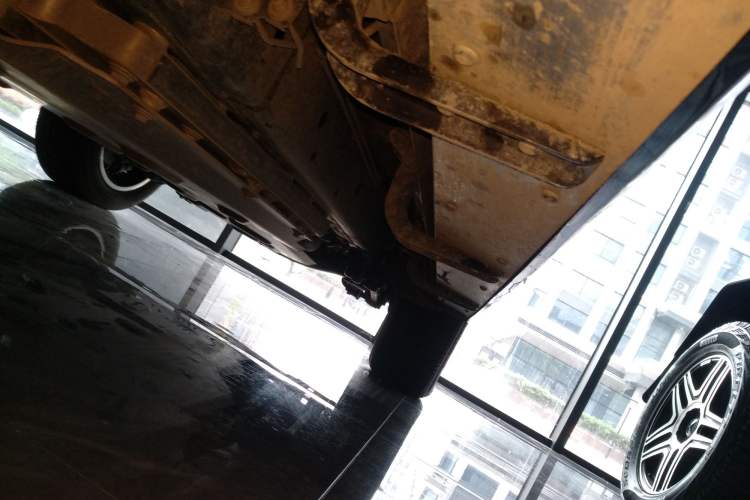 Used Tank 500 New Energy 2025 Hi4-Z Left Side Sill