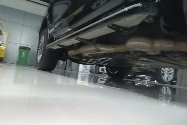 Used Tank 500 New Energy 2025 Hi4-Z Right Side Sill