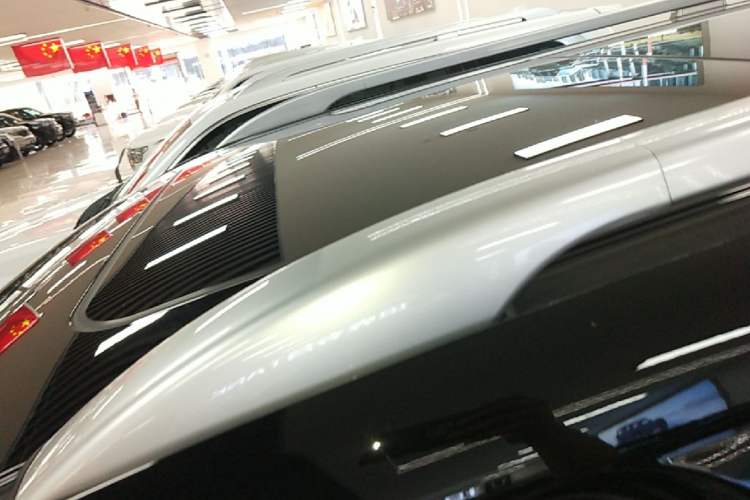 Used Tank 500 New Energy 2025 Hi4-Z Roof
