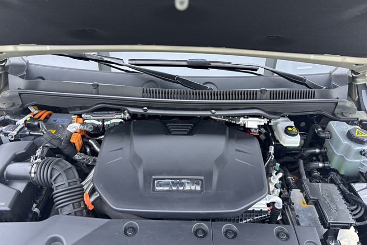 Used Tank 500 New Energy 2025 Hi4-Z Engine Bay