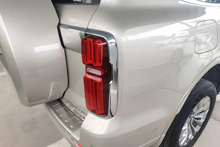 Used Tank 500 New Energy 2025 Hi4-Z Right Rear Taillight