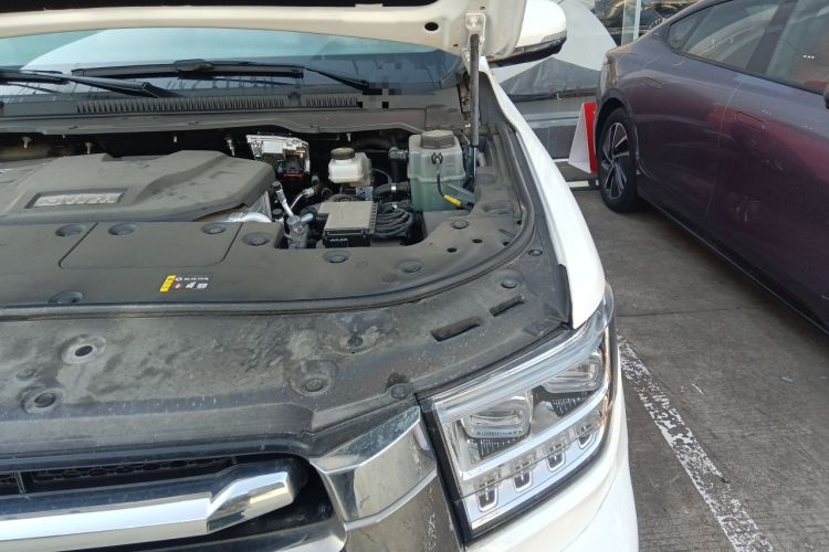 Used Tank 500 New Energy 2025 Hi4-Z Engine Bay Left