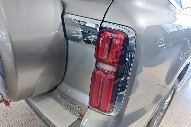 Used Tank 500 New Energy 2025 Hi4-Z Right Rear Taillight