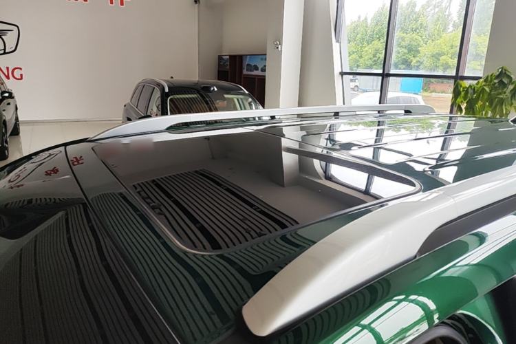 Used Tank 500 New Energy 2025 Hi4-Z Roof