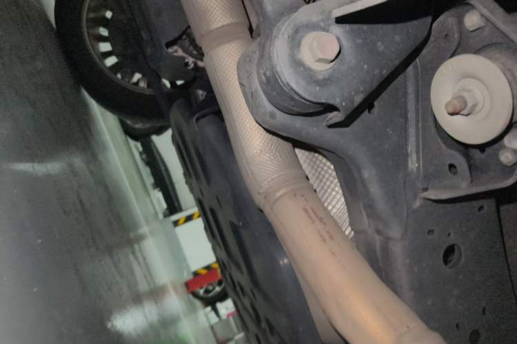 Used Tank 500 New Energy 2025 Hi4-Z Chassis Rear Right