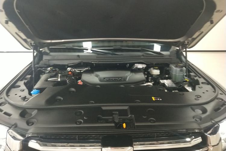Used Tank 500 New Energy 2025 Hi4-Z Engine Bay