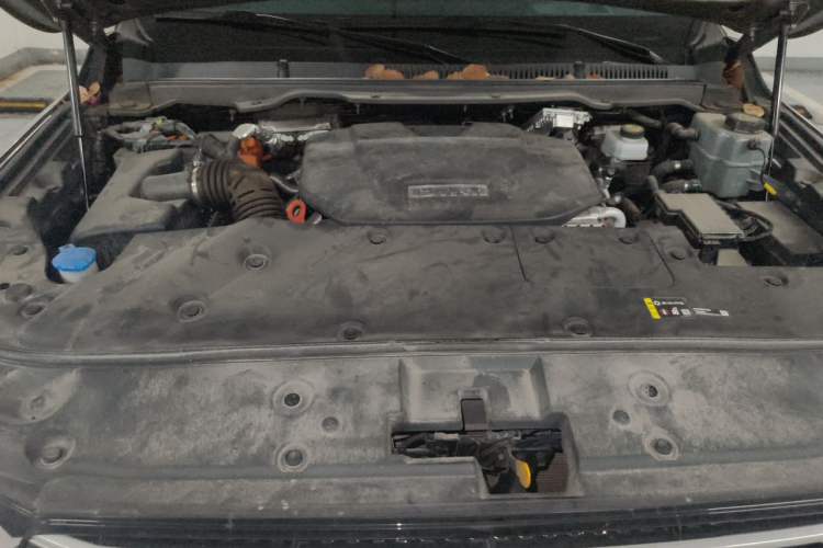 Used Tank 500 New Energy 2025 Hi4-Z Engine Bay