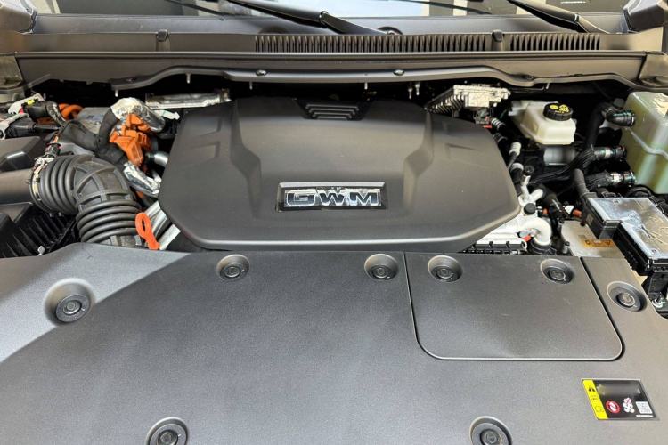 Used Tank 500 New Energy 2025 Hi4-Z Engine Bay