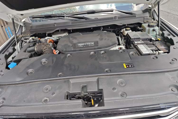 Used Tank 500 New Energy 2025 Hi4-Z Engine Bay