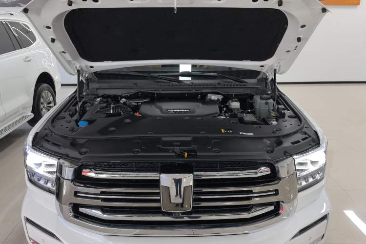 Used Tank 500 New Energy 2025 Hi4-Z Engine Bay
