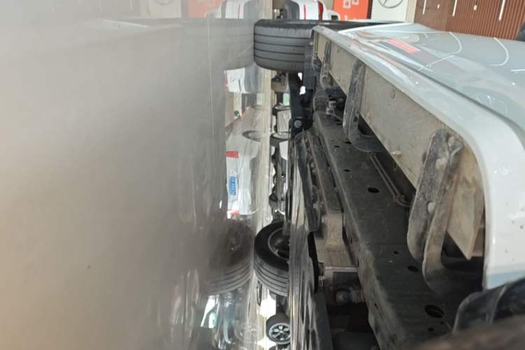 Used Tank 500 New Energy 2025 Hi4-Z Left Side Sill