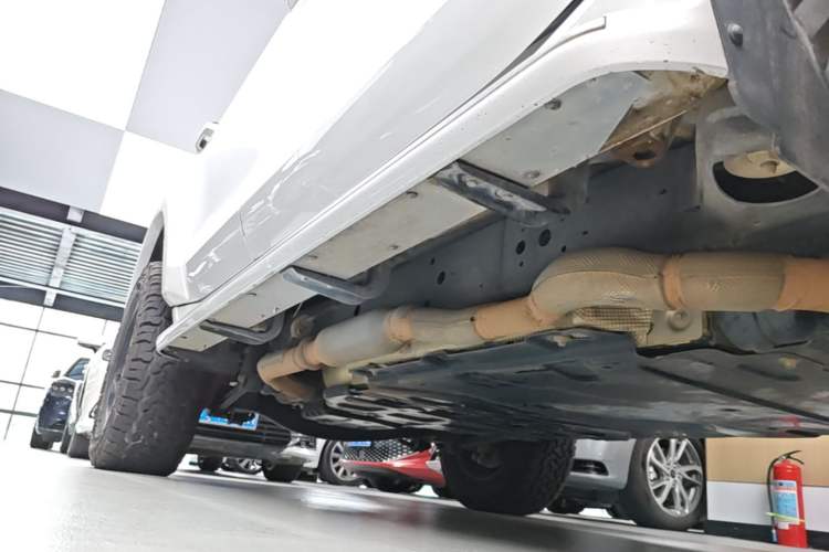 Used Tank 500 New Energy 2025 Hi4-Z Right Side Sill