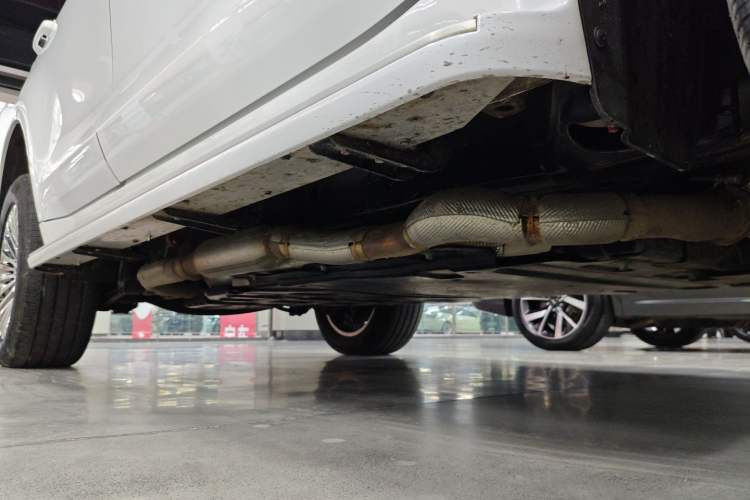 Used Tank 500 New Energy 2025 Hi4-Z Right Side Sill