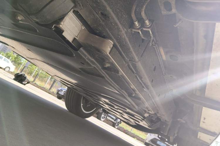 Used Tank 500 New Energy 2025 Hi4-Z Chassis Front Left