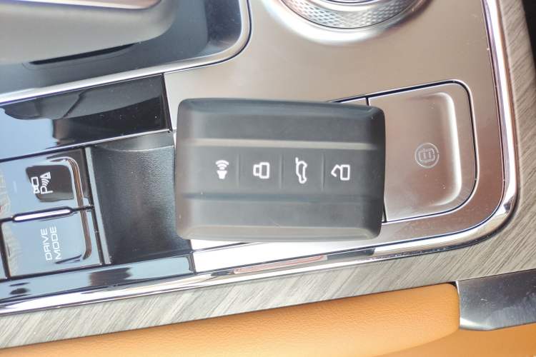 Used Tank 500 New Energy 2025 Hi4-Z Interior 1