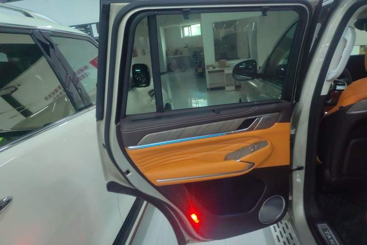 Used Tank 500 New Energy 2025 Hi4-Z Interior 8